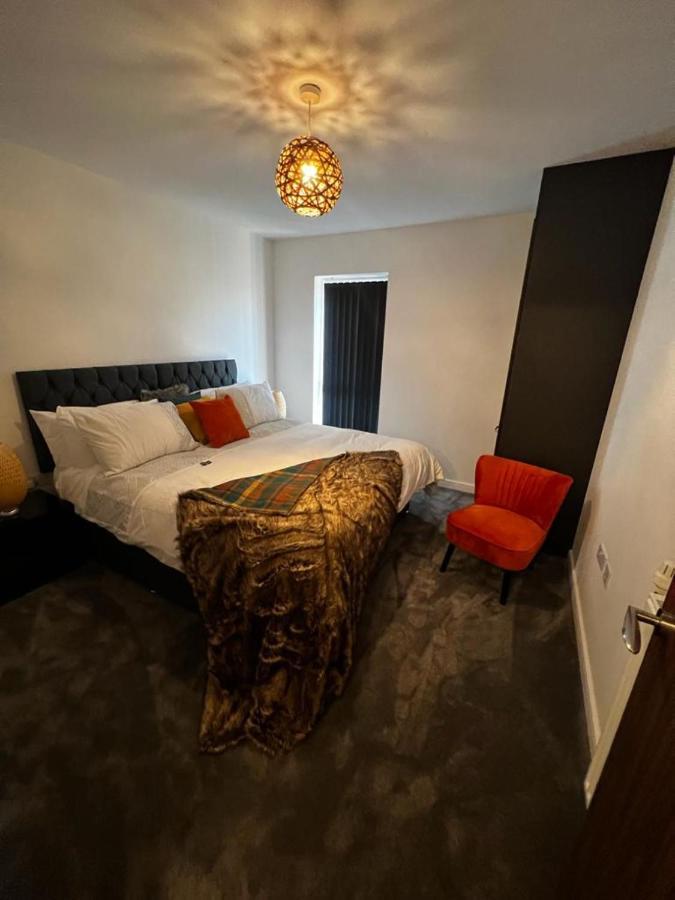 Lakeside 2 Bed Luxury Apartment No Parties No Events Early Check-In Late Check- Out Allowed West Thurrock Dış mekan fotoğraf